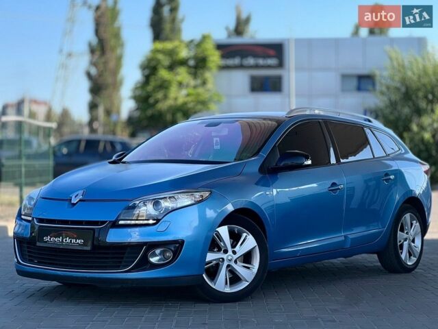 Синій Рено Меган, об'ємом двигуна 1.46 л та пробігом 327 тис. км за 6799 $, фото 1 на Automoto.ua