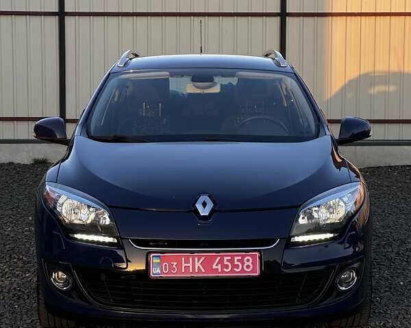 Синій Рено Меган, об'ємом двигуна 1.6 л та пробігом 211 тис. км за 7300 $, фото 1 на Automoto.ua
