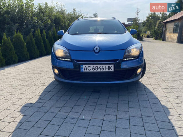 Синий Рено Меган, объемом двигателя 1.5 л и пробегом 230 тыс. км за 6600 $, фото 1 на Automoto.ua