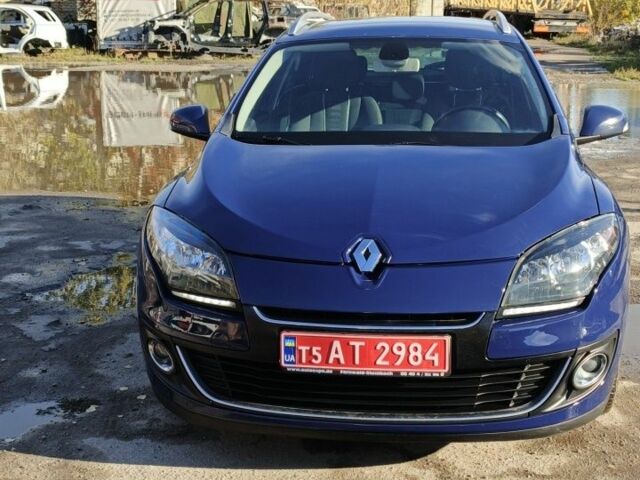 Синий Рено Меган, объемом двигателя 0 л и пробегом 250 тыс. км за 6950 $, фото 1 на Automoto.ua