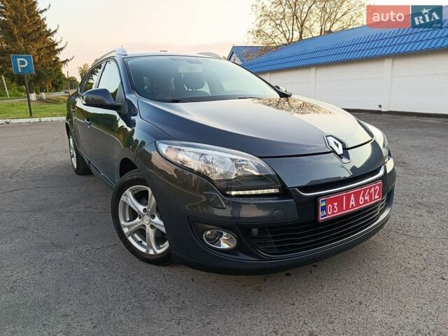 Синий Рено Меган, объемом двигателя 1.6 л и пробегом 235 тыс. км за 7600 $, фото 1 на Automoto.ua