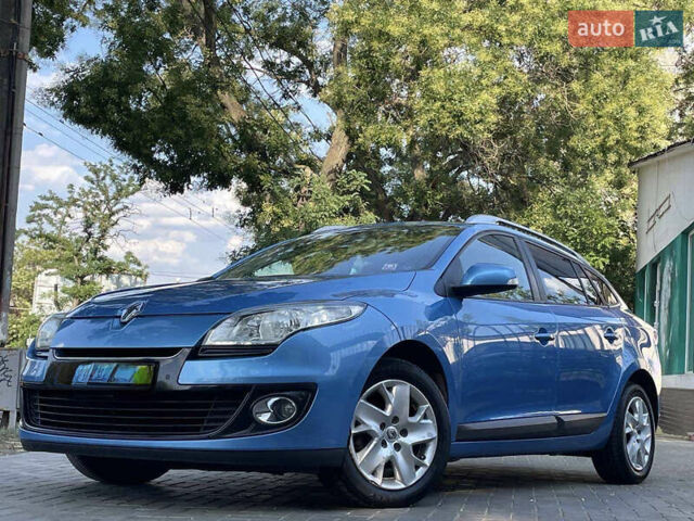 Синій Рено Меган, об'ємом двигуна 1.46 л та пробігом 301 тис. км за 9500 $, фото 1 на Automoto.ua