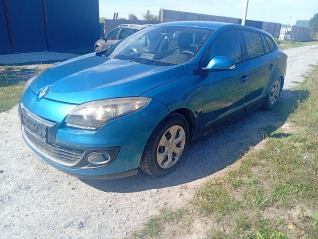 Синий Рено Меган, объемом двигателя 0 л и пробегом 230 тыс. км за 2855 $, фото 1 на Automoto.ua