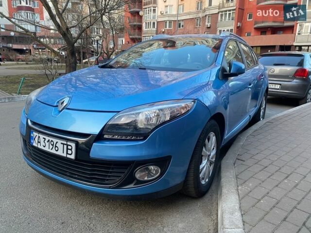 Синий Рено Меган, объемом двигателя 1.2 л и пробегом 125 тыс. км за 7300 $, фото 1 на Automoto.ua
