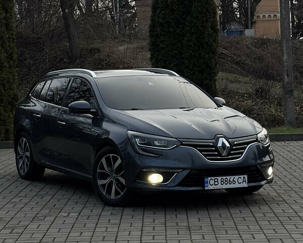 Синий Рено Меган, объемом двигателя 1.46 л и пробегом 235 тыс. км за 12000 $, фото 1 на Automoto.ua