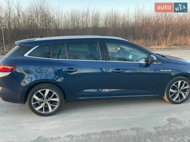 Синий Рено Меган, объемом двигателя 1.46 л и пробегом 130 тыс. км за 13999 $, фото 1 на Automoto.ua