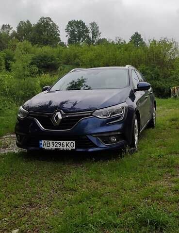 Синий Рено Меган, объемом двигателя 1.46 л и пробегом 176 тыс. км за 12000 $, фото 1 на Automoto.ua