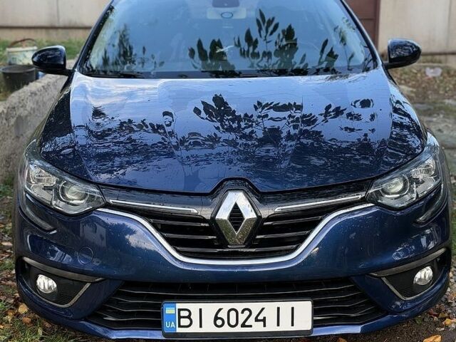 Синий Рено Меган, объемом двигателя 1.5 л и пробегом 220 тыс. км за 12456 $, фото 1 на Automoto.ua