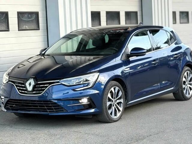 Синий Рено Меган, объемом двигателя 1.3 л и пробегом 17 тыс. км за 6400 $, фото 1 на Automoto.ua