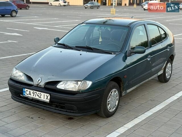 Зеленый Рено Меган, объемом двигателя 1.6 л и пробегом 288 тыс. км за 1250 $, фото 1 на Automoto.ua