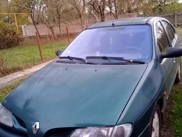 Зелений Рено Меган, об'ємом двигуна 16 л та пробігом 302 тис. км за 2500 $, фото 1 на Automoto.ua