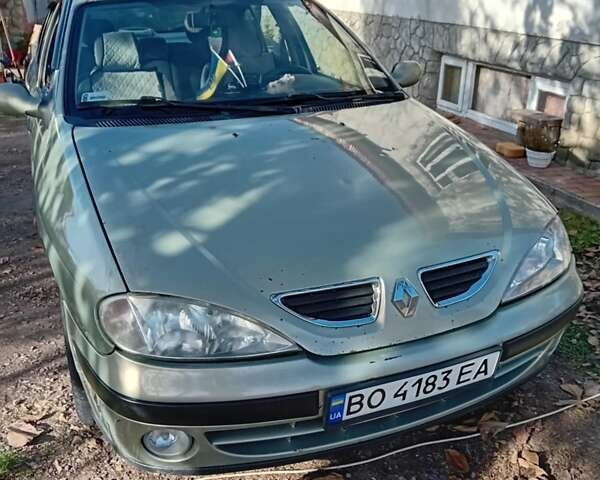 Зеленый Рено Меган, объемом двигателя 1.6 л и пробегом 375 тыс. км за 2200 $, фото 1 на Automoto.ua