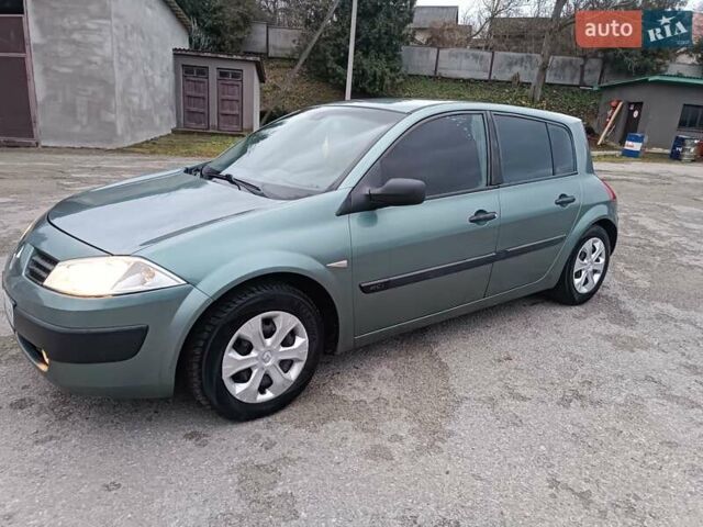 Зеленый Рено Меган, объемом двигателя 1.5 л и пробегом 320 тыс. км за 3300 $, фото 1 на Automoto.ua