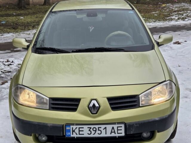 Зелений Рено Меган, об'ємом двигуна 1.6 л та пробігом 200 тис. км за 4300 $, фото 1 на Automoto.ua