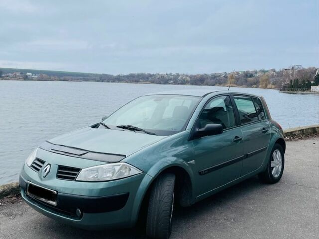 Зеленый Рено Меган, объемом двигателя 1.6 л и пробегом 280 тыс. км за 3800 $, фото 1 на Automoto.ua