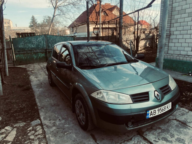 Зелений Рено Меган, об'ємом двигуна 1.6 л та пробігом 320 тис. км за 3550 $, фото 1 на Automoto.ua
