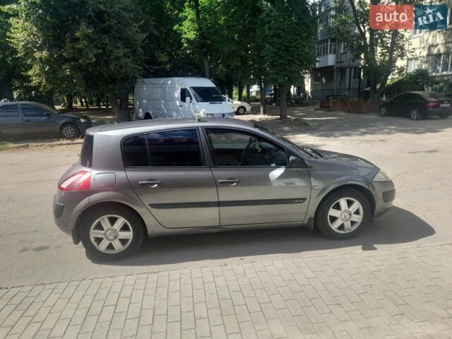 Зеленый Рено Меган, объемом двигателя 1.6 л и пробегом 150 тыс. км за 3800 $, фото 1 на Automoto.ua