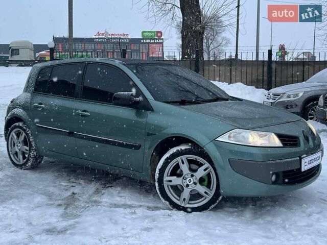 Зеленый Рено Меган, объемом двигателя 1.6 л и пробегом 153 тыс. км за 6190 $, фото 1 на Automoto.ua