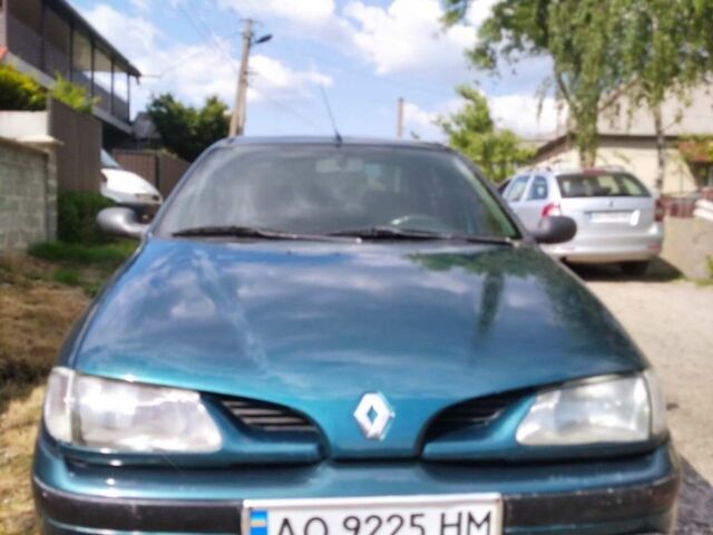 Зеленый Рено Меган, объемом двигателя 1.4 л и пробегом 326 тыс. км за 2300 $, фото 1 на Automoto.ua