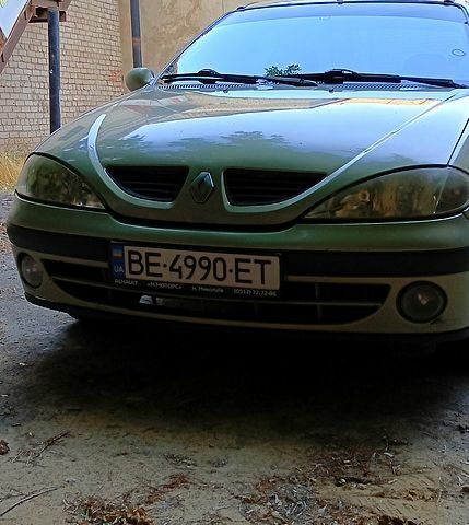 Зеленый Рено Меган, объемом двигателя 1.4 л и пробегом 344 тыс. км за 2700 $, фото 1 на Automoto.ua