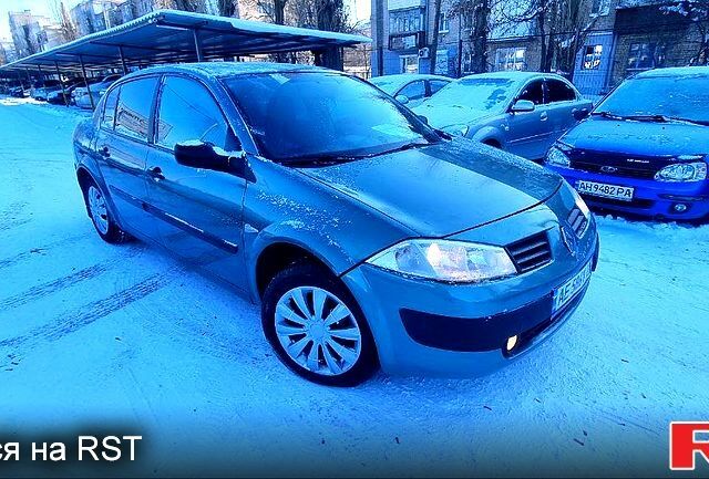 Зеленый Рено Меган, объемом двигателя 1.4 л и пробегом 21000 тыс. км за 4150 $, фото 1 на Automoto.ua