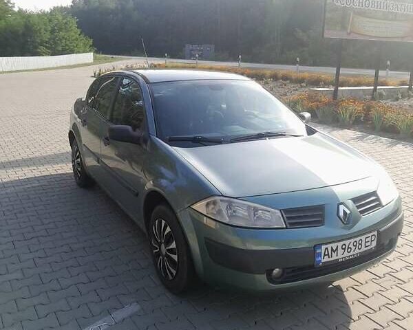Зеленый Рено Меган, объемом двигателя 1.6 л и пробегом 281 тыс. км за 5200 $, фото 1 на Automoto.ua