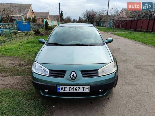 Зеленый Рено Меган, объемом двигателя 1.6 л и пробегом 214 тыс. км за 3600 $, фото 1 на Automoto.ua