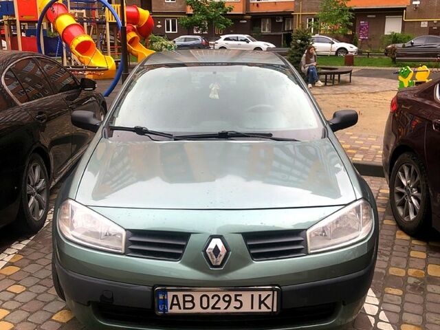 Зеленый Рено Меган, объемом двигателя 1.4 л и пробегом 165 тыс. км за 3700 $, фото 1 на Automoto.ua