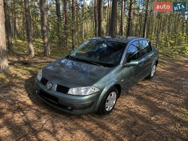 Зеленый Рено Меган, объемом двигателя 1.6 л и пробегом 230 тыс. км за 5500 $, фото 1 на Automoto.ua