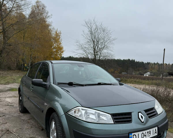 Зеленый Рено Меган, объемом двигателя 1.6 л и пробегом 257 тыс. км за 4500 $, фото 1 на Automoto.ua