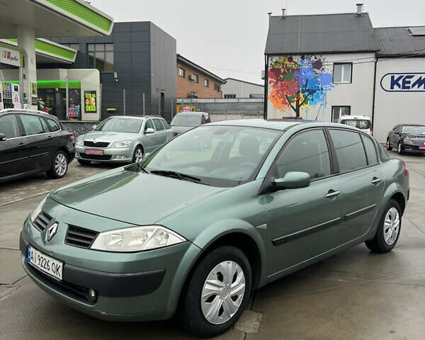 Зеленый Рено Меган, объемом двигателя 1.6 л и пробегом 226 тыс. км за 3700 $, фото 1 на Automoto.ua