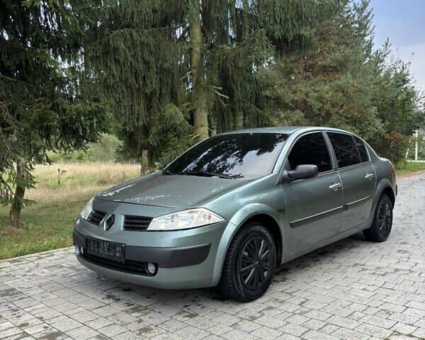 Зеленый Рено Меган, объемом двигателя 1.5 л и пробегом 330 тыс. км за 4500 $, фото 1 на Automoto.ua