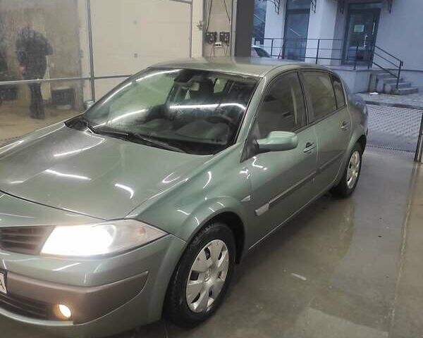 Зеленый Рено Меган, объемом двигателя 1.5 л и пробегом 280 тыс. км за 4500 $, фото 1 на Automoto.ua