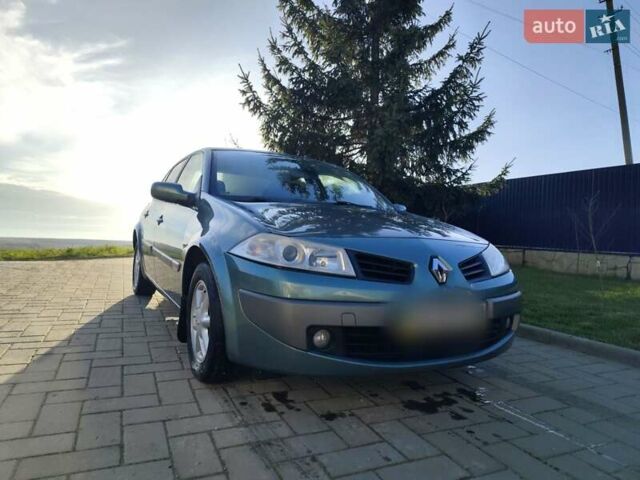 Зеленый Рено Меган, объемом двигателя 1.39 л и пробегом 180 тыс. км за 4499 $, фото 1 на Automoto.ua