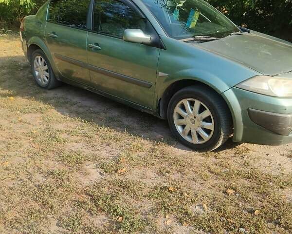 Зелений Рено Меган, об'ємом двигуна 1.6 л та пробігом 235 тис. км за 3000 $, фото 1 на Automoto.ua