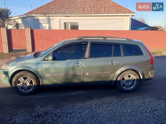 Зеленый Рено Меган, объемом двигателя 1.6 л и пробегом 300 тыс. км за 3700 $, фото 1 на Automoto.ua