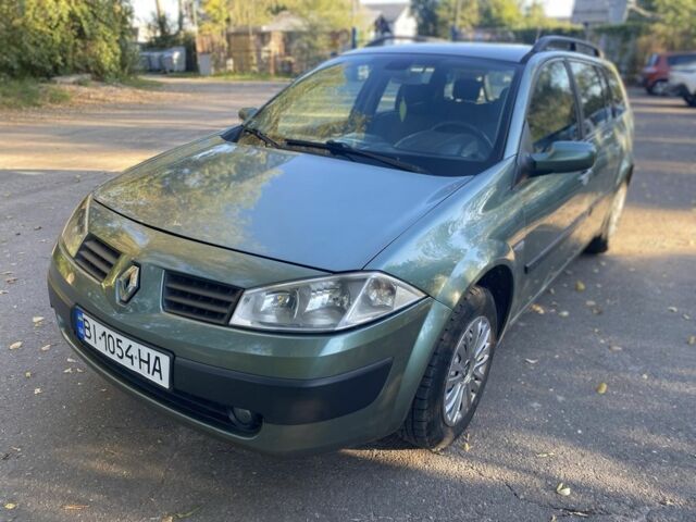 Зеленый Рено Меган, объемом двигателя 1.6 л и пробегом 220 тыс. км за 4300 $, фото 1 на Automoto.ua