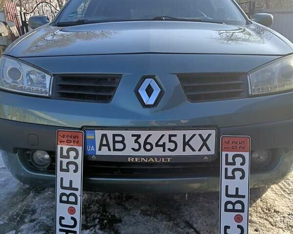 Зеленый Рено Меган, объемом двигателя 1.6 л и пробегом 160 тыс. км за 4500 $, фото 1 на Automoto.ua