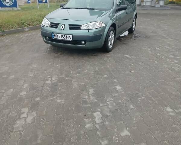 Зелений Рено Меган, об'ємом двигуна 1.59 л та пробігом 236 тис. км за 4450 $, фото 1 на Automoto.ua