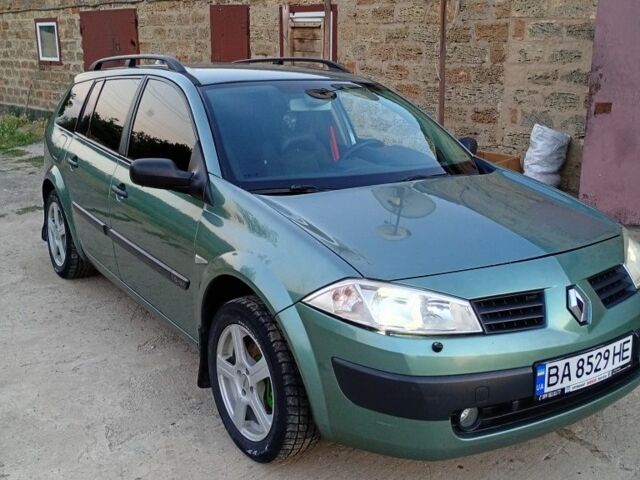 Зеленый Рено Меган, объемом двигателя 1.6 л и пробегом 230 тыс. км за 6400 $, фото 1 на Automoto.ua