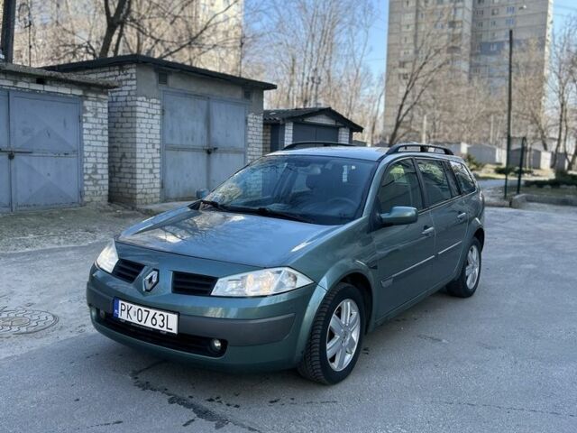 Зелений Рено Меган, об'ємом двигуна 2 л та пробігом 227 тис. км за 2500 $, фото 1 на Automoto.ua