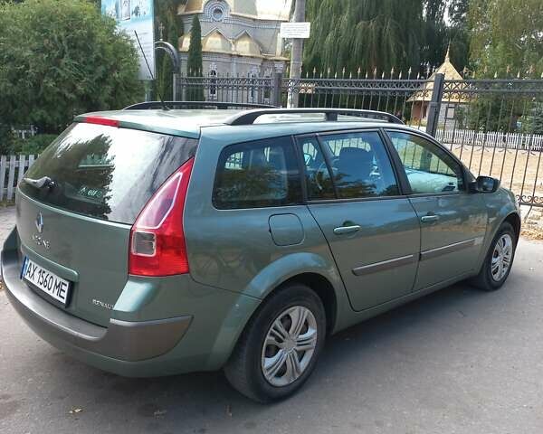 Зеленый Рено Меган, объемом двигателя 1.6 л и пробегом 257 тыс. км за 6200 $, фото 1 на Automoto.ua