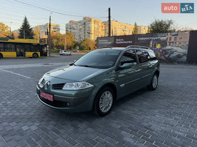 Зелений Рено Меган, об'ємом двигуна 1.6 л та пробігом 102 тис. км за 5999 $, фото 1 на Automoto.ua