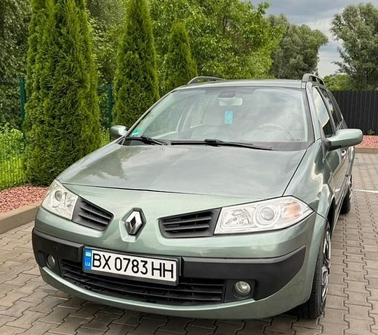 Зеленый Рено Меган, объемом двигателя 1.6 л и пробегом 196 тыс. км за 4700 $, фото 1 на Automoto.ua