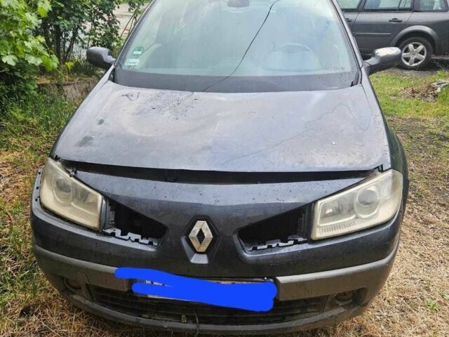 Зелений Рено Меган, об'ємом двигуна 1.9 л та пробігом 300 тис. км за 30000 $, фото 1 на Automoto.ua