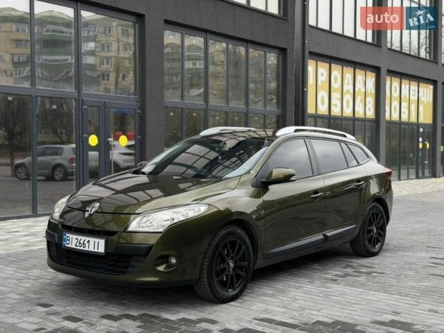 Зелений Рено Меган, об'ємом двигуна 1.6 л та пробігом 171 тис. км за 7800 $, фото 1 на Automoto.ua