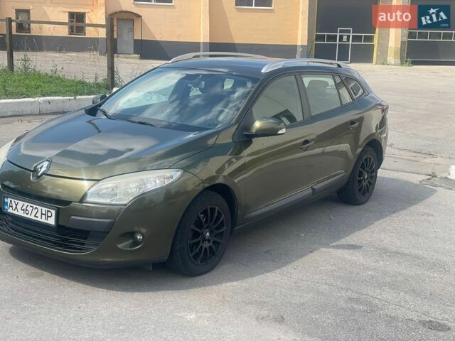 Зеленый Рено Меган, объемом двигателя 1.46 л и пробегом 229 тыс. км за 7200 $, фото 1 на Automoto.ua