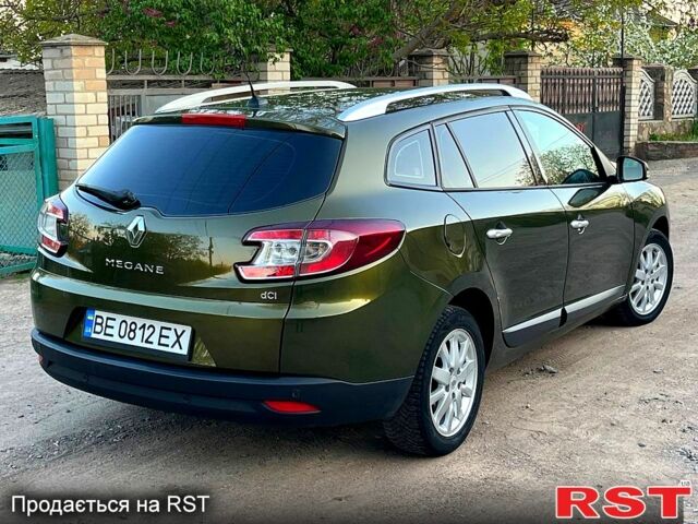 Зеленый Рено Меган, объемом двигателя 1.5 л и пробегом 233 тыс. км за 7800 $, фото 1 на Automoto.ua