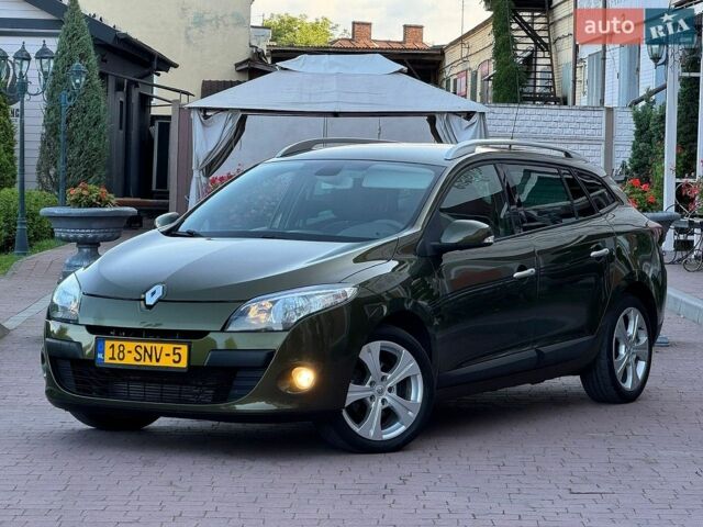 Зелений Рено Меган, об'ємом двигуна 1.4 л та пробігом 202 тис. км за 6490 $, фото 1 на Automoto.ua