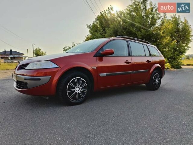 Оранжевый Рено Меган, объемом двигателя 0 л и пробегом 163 тыс. км за 5200 $, фото 1 на Automoto.ua